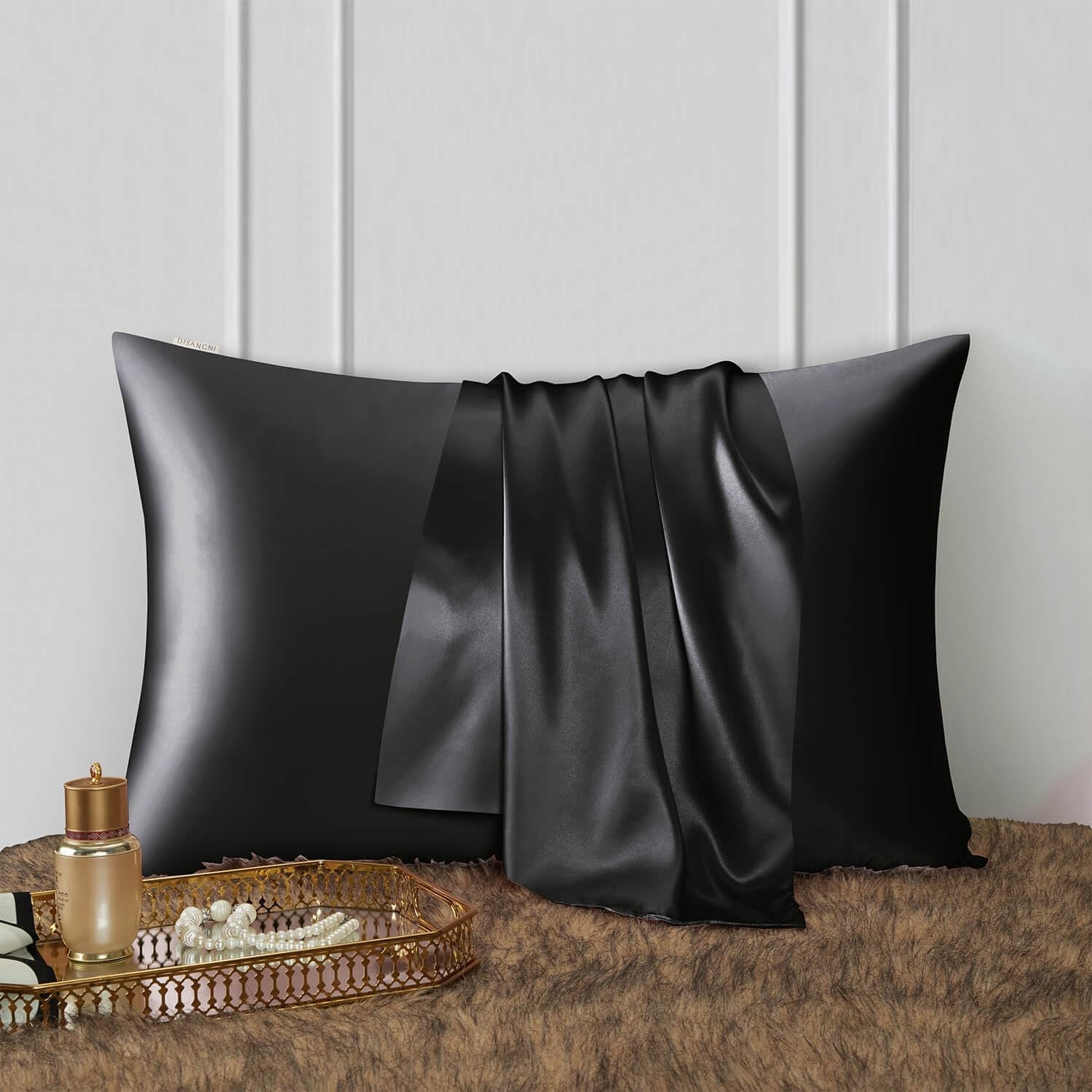 Black 22 Momme Silk Pillowcases, Standard Size, 2 Pack: image 2